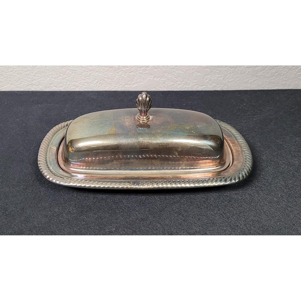 Vtg 40s/50s International Silver Co Covered Butter Dish Wm Rogers Silverplate